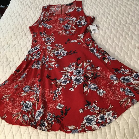 Bebop Red Floral Dress - Picture 5 of 8